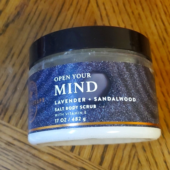 Salt Body Scrub Aromatherapy - Picture 1 of 1